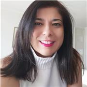 Profesional en el área de recursos humanos, con formación como Coach. Relatora en el área de comunicación, liderazgo, trabajo en equipo, desarrollo de habilidades relaciones y de comunicación (habilidades blandas)